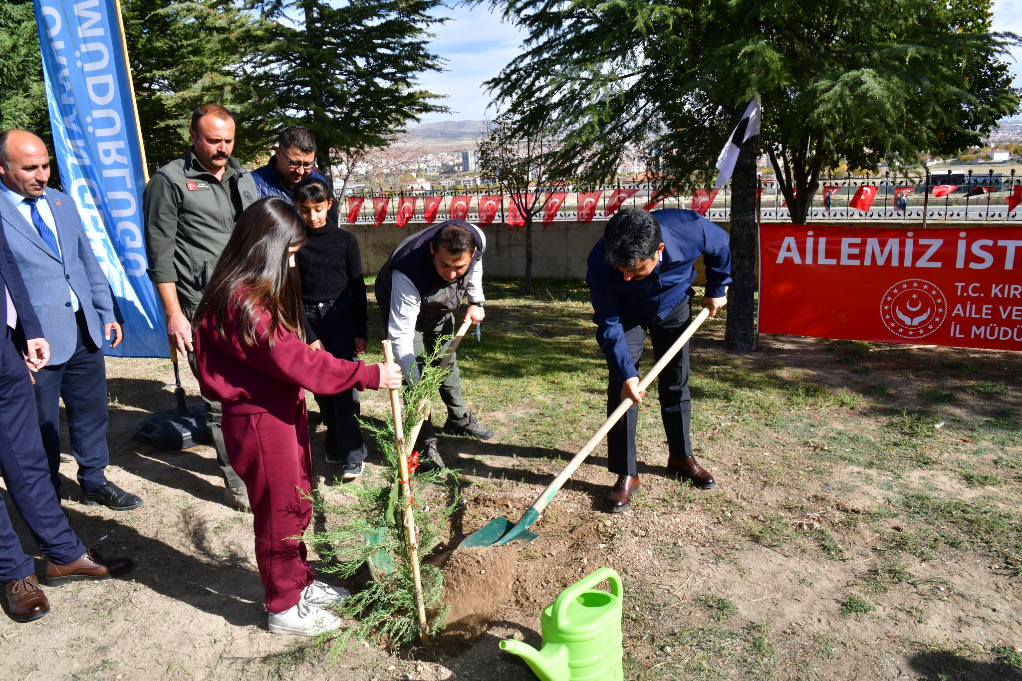 Kırşehir’de Geleceğe Nefes Olacak Fidanlar Toprakla Buluştu5