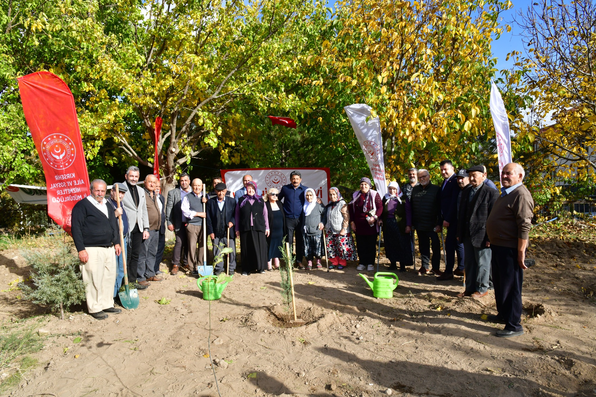 Kırşehir’de Geleceğe Nefes Olacak Fidanlar Toprakla Buluştu9