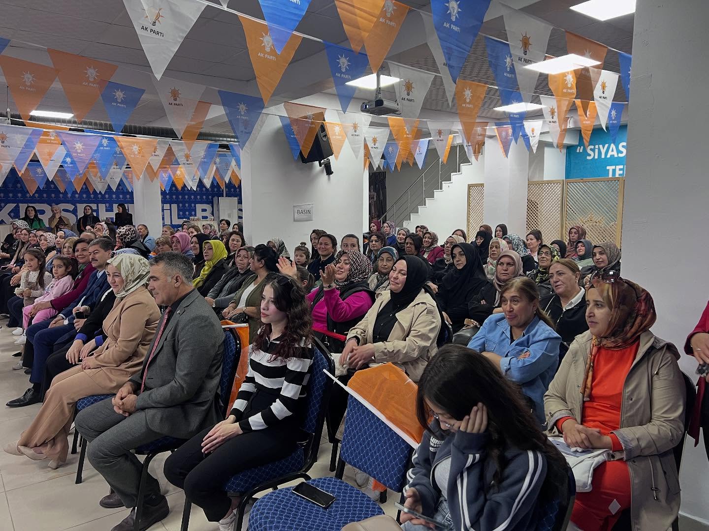 Kırşehir’de Kadınların Siyasetteki Gücü Konuşuldu 2