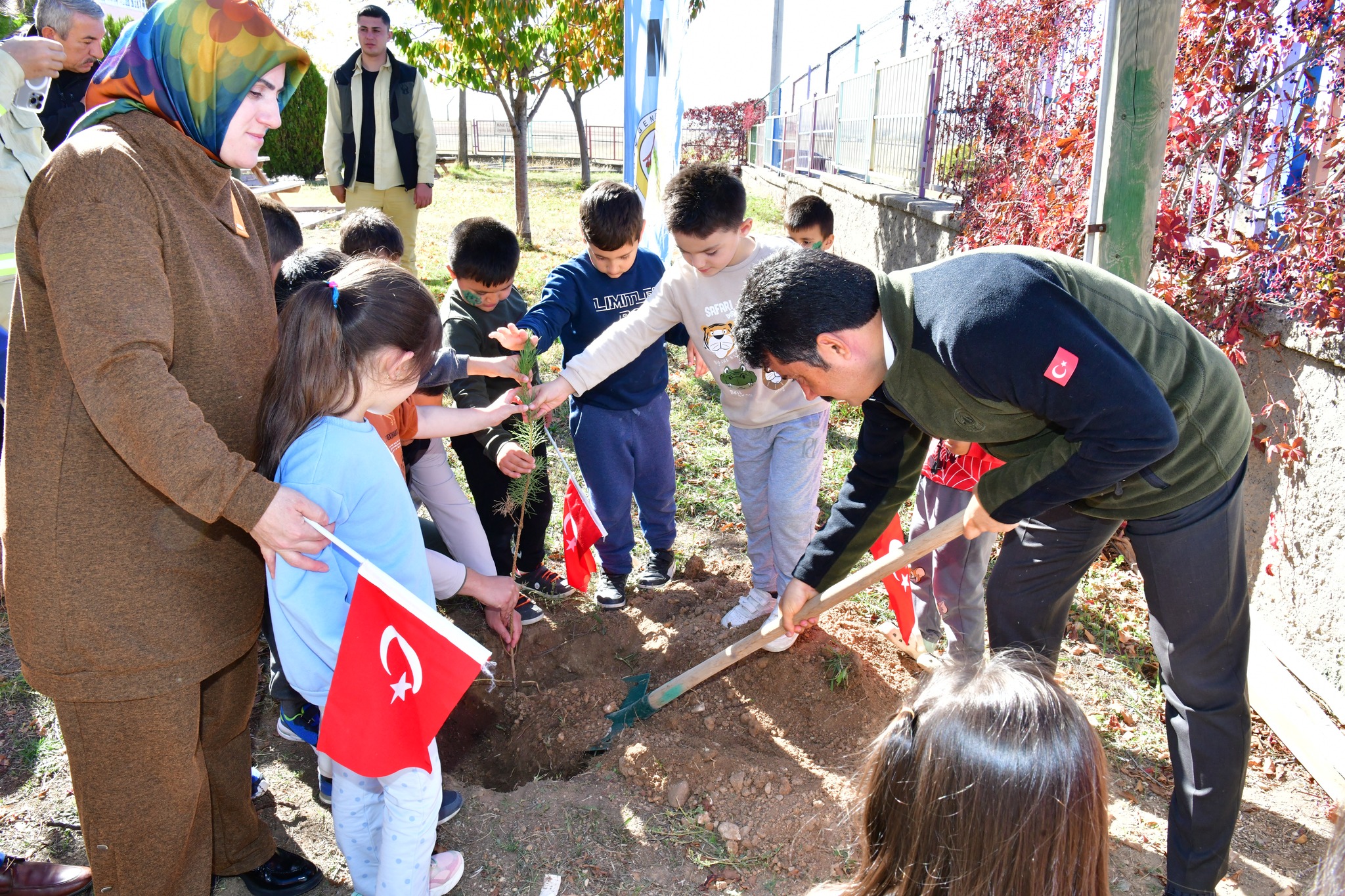 Kırşehir’de Minik Eller Geleceğe Nefes Oldu 6