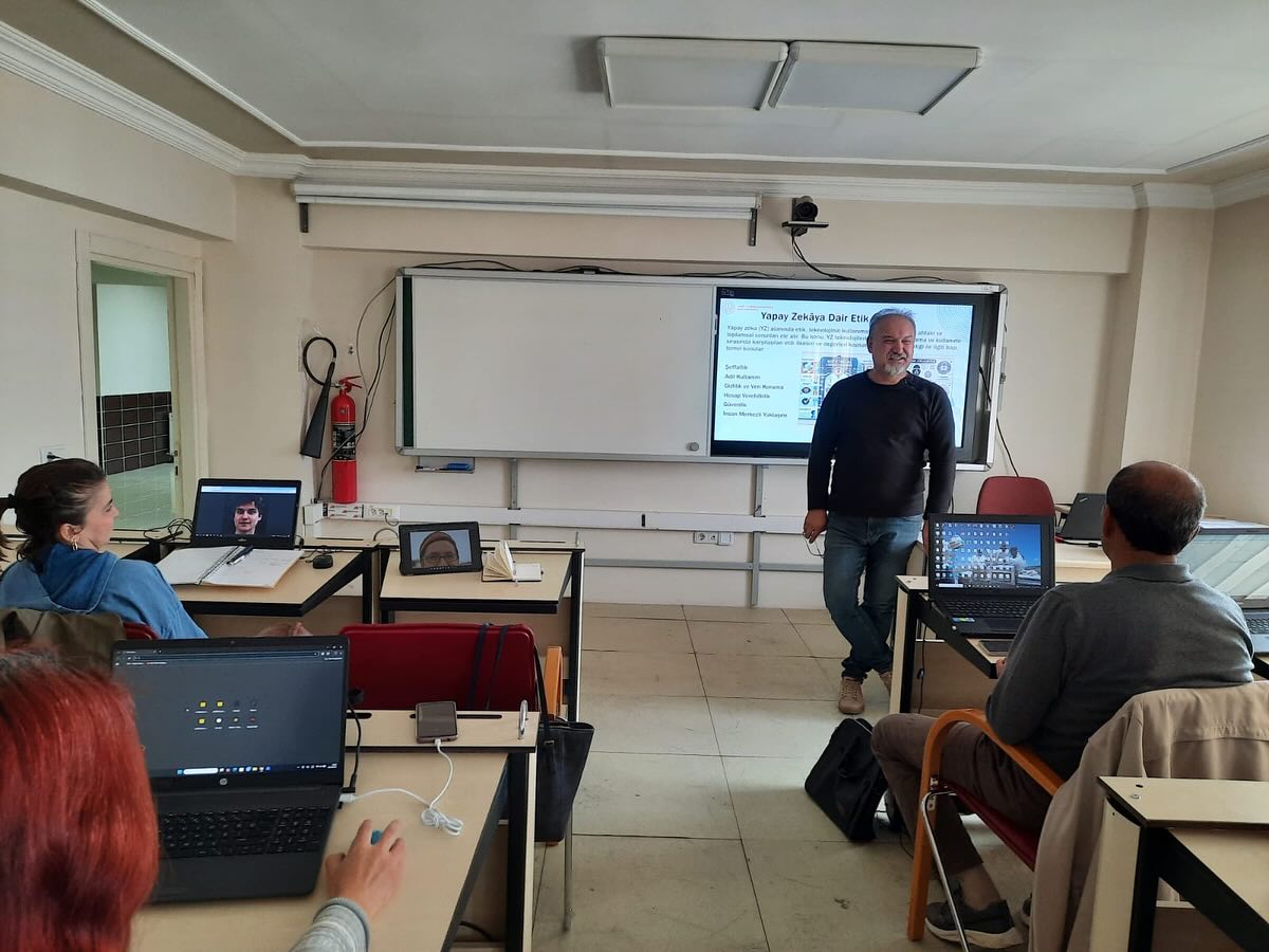 Kırşehir’de Öğretmenler Yapay Zekâ Ile Tanışıyor