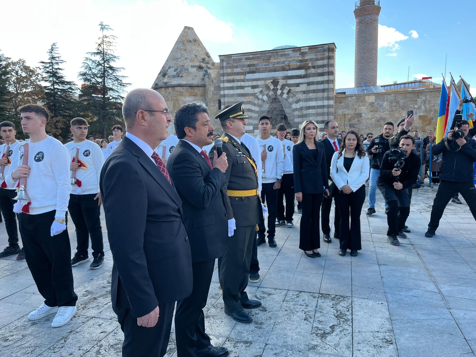 Kırşehir’de Tarih Ve Coşku Buluştu (1)