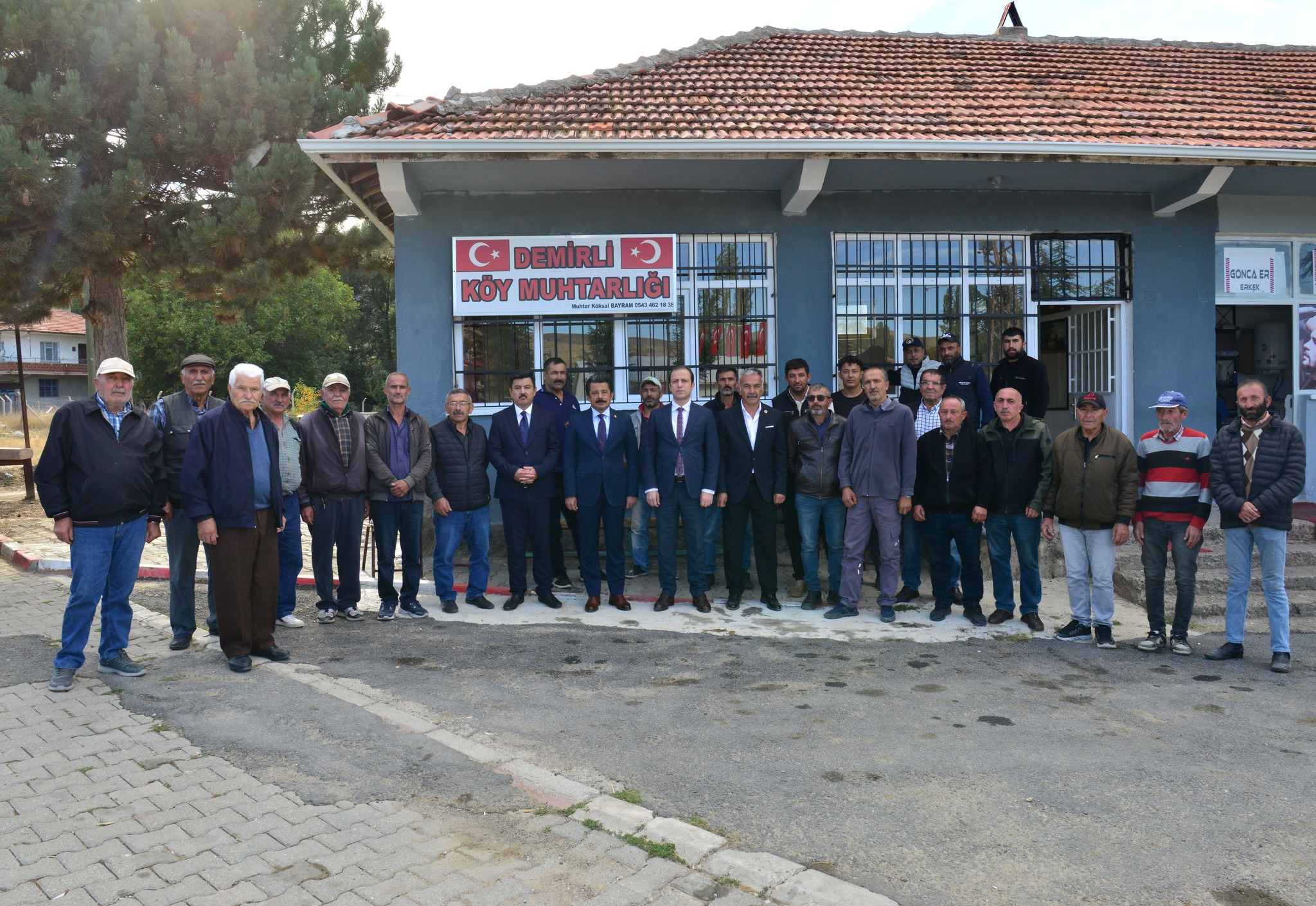 Kırşehir’de Vatandaşların Sesi Dinlendi, Köy Yolları Yenilenecek 5