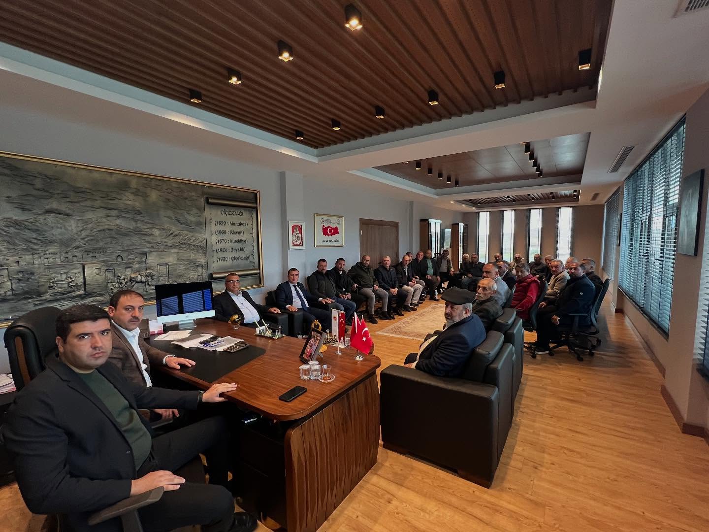 Muhtarlar Günü Çiçekdağı’nda Kutlandı, Ilçe Hizmetleri Görüşüldü1