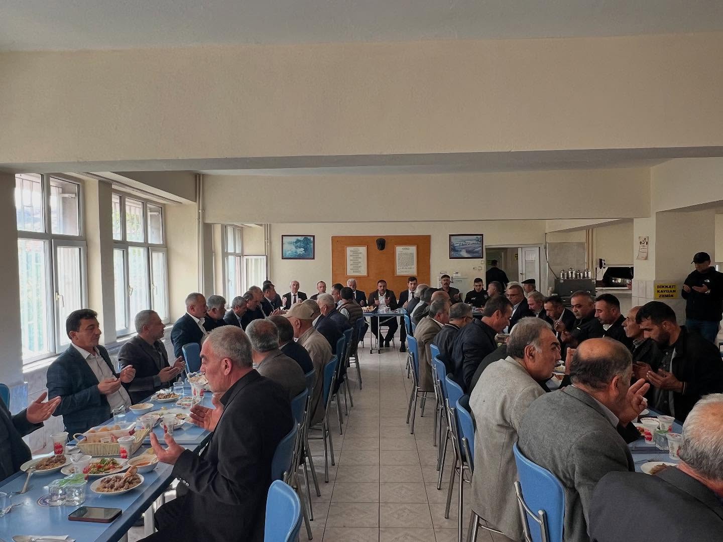 Muhtarlar Günü Çiçekdağı’nda Kutlandı, Ilçe Hizmetleri Görüşüldü3