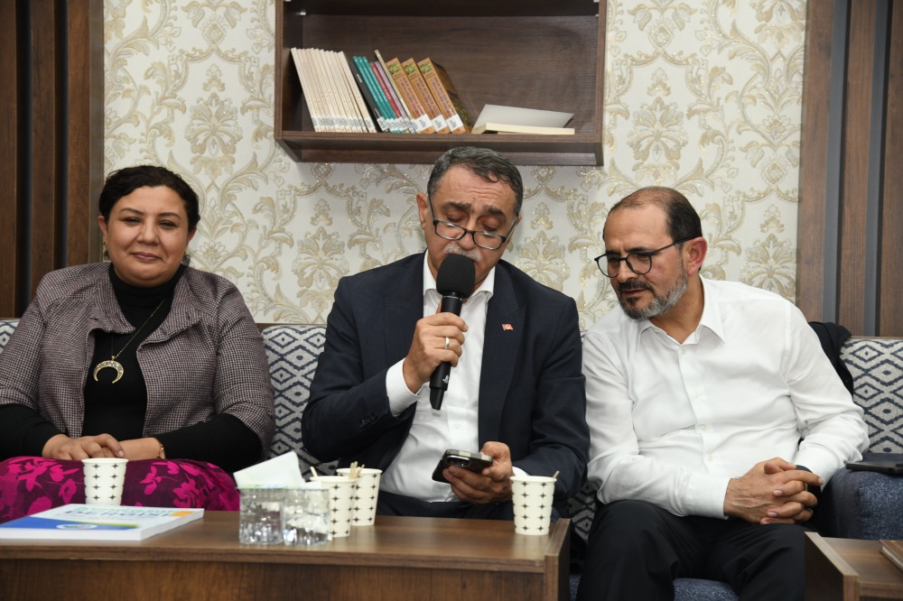 Prof. Dr. Eyüp Debik, Kırşehir’de Ahiliğin Ilim Ve Ahlak Boyutunu Anlattı3