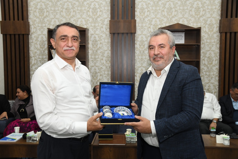 Prof. Dr. Eyüp Debik, Kırşehir’de Ahiliğin Ilim Ve Ahlak Boyutunu Anlattı7