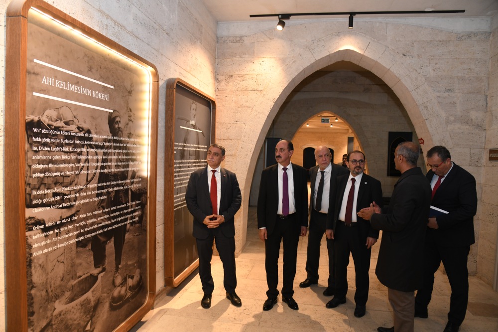 Prof. Dr. Eyüp Debik Kırşehir’de Akademik Ve Kültürel Adımlar Attı1