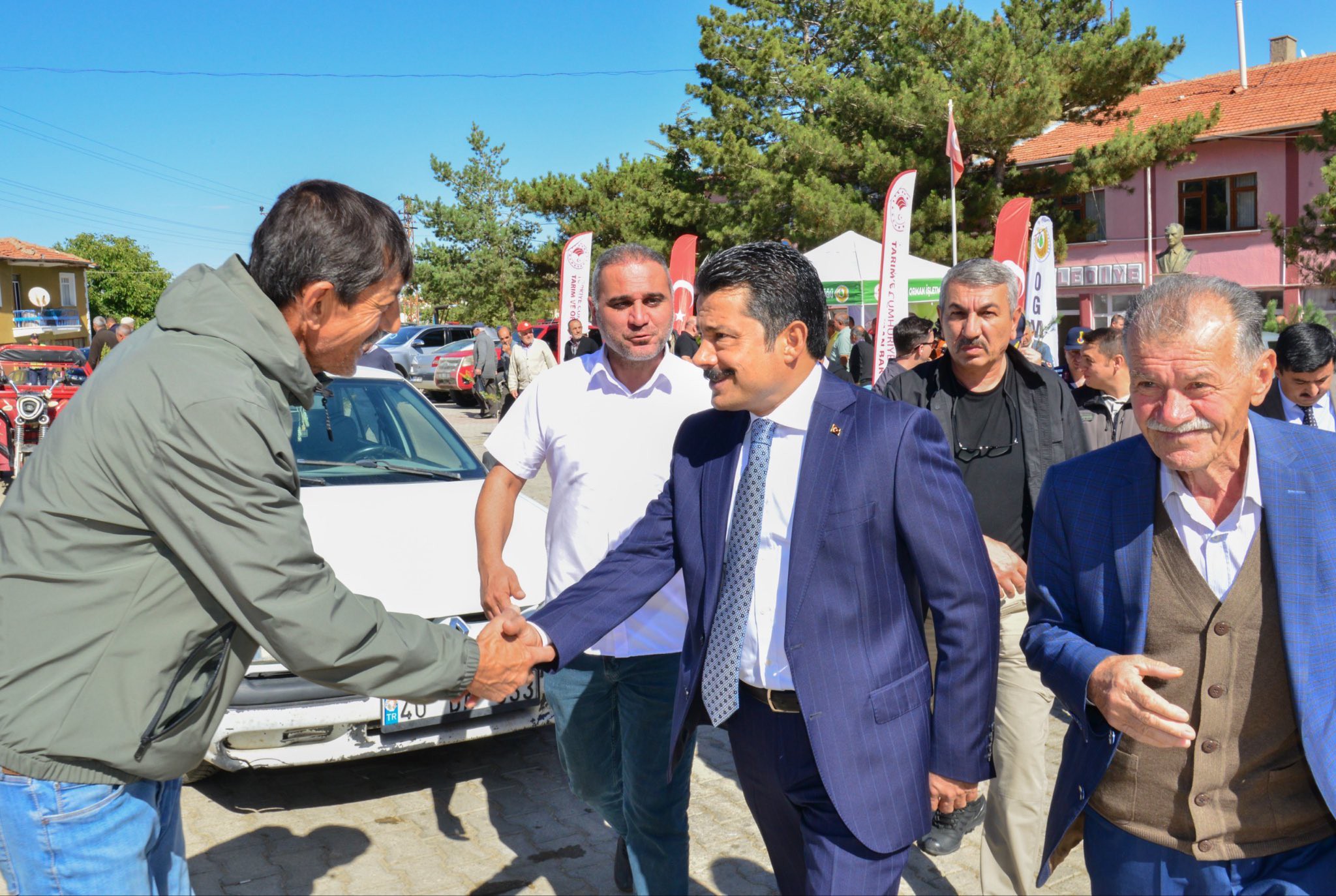 Vali Demiryürek, 3 Hafta Önce Verdiği Sözü Yerine Getirdi