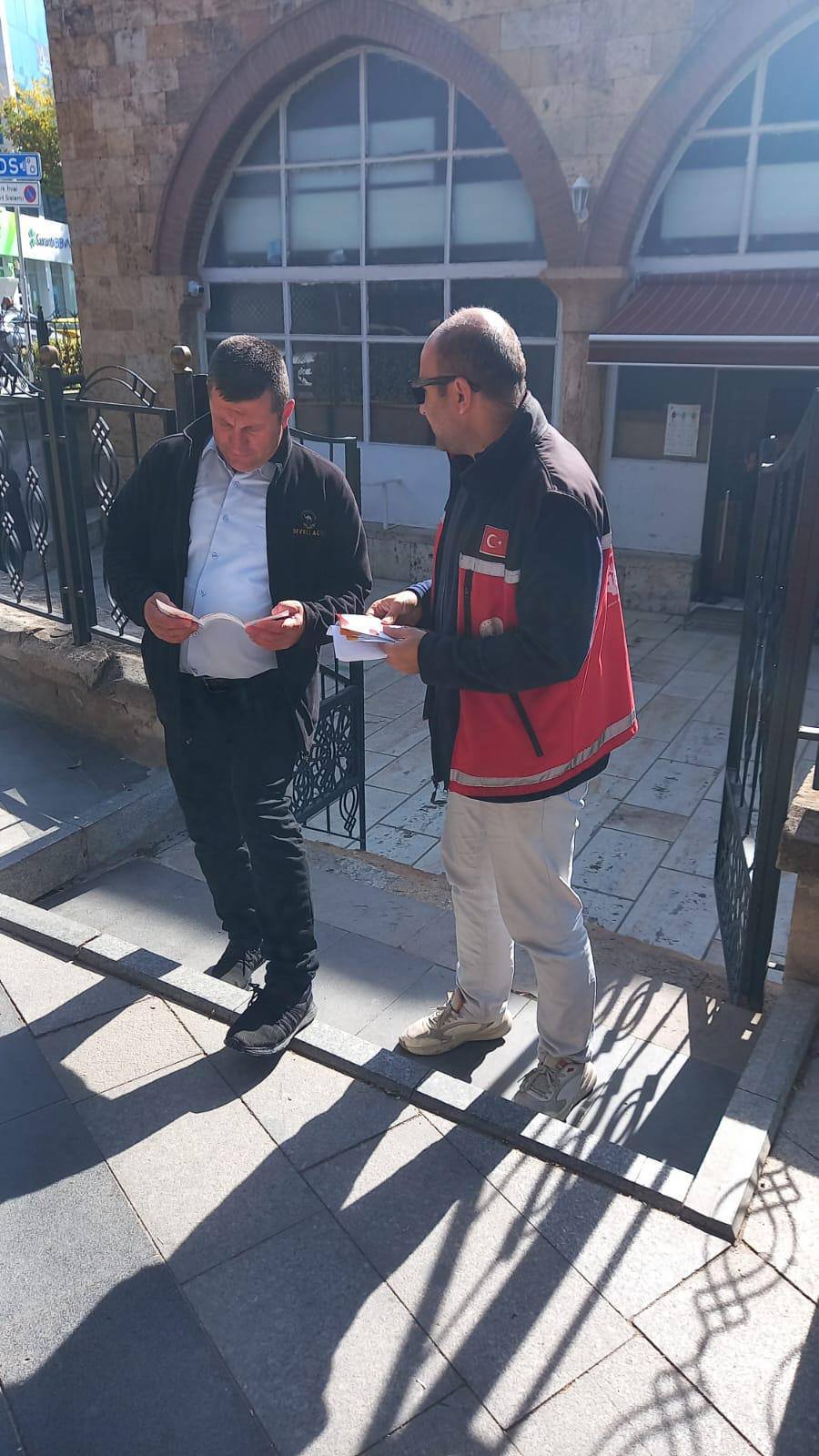 571354696 842270314980057 7339891074154214965 N