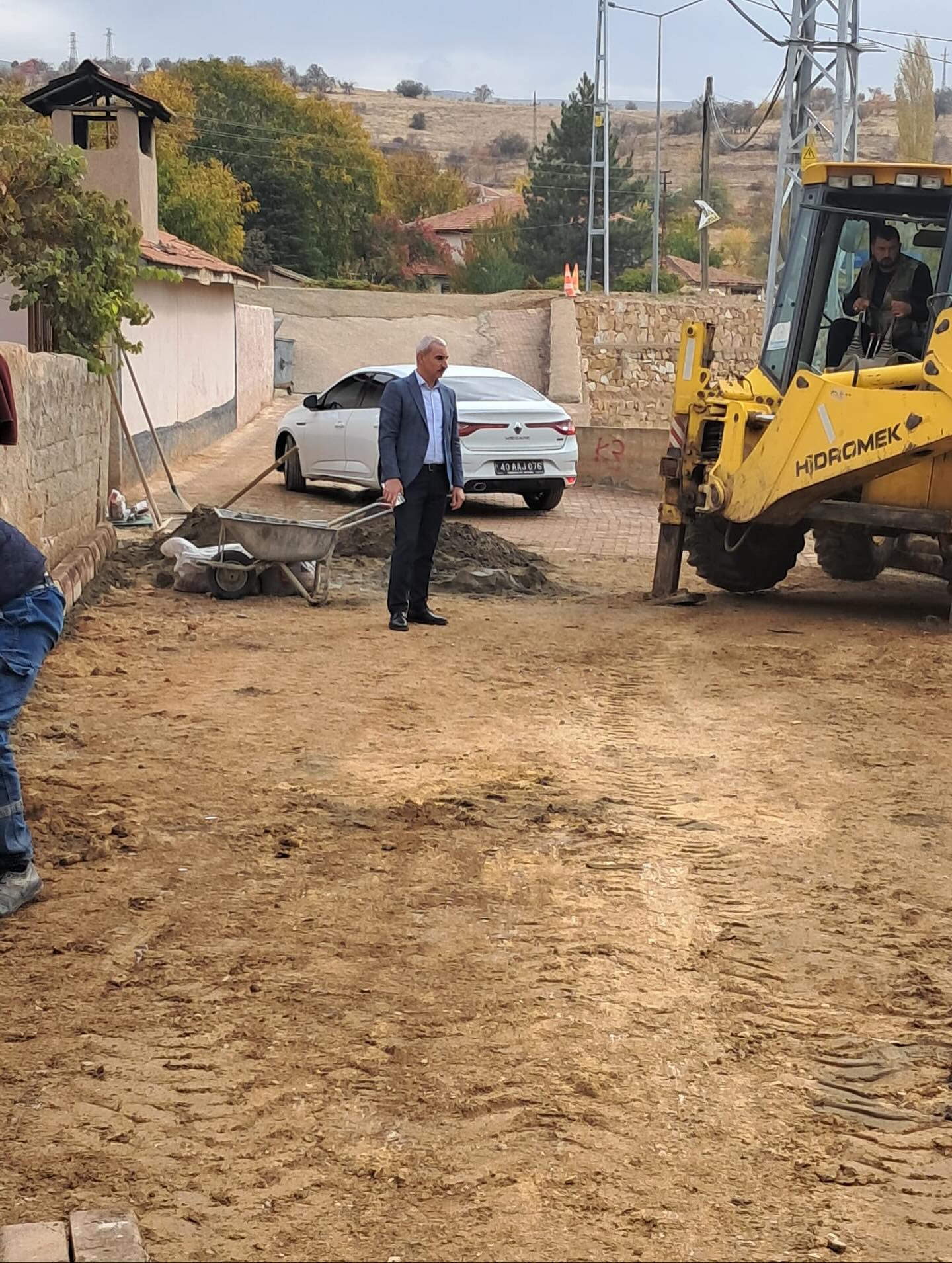 572123235 17963380833004141 7449203476748050267 N