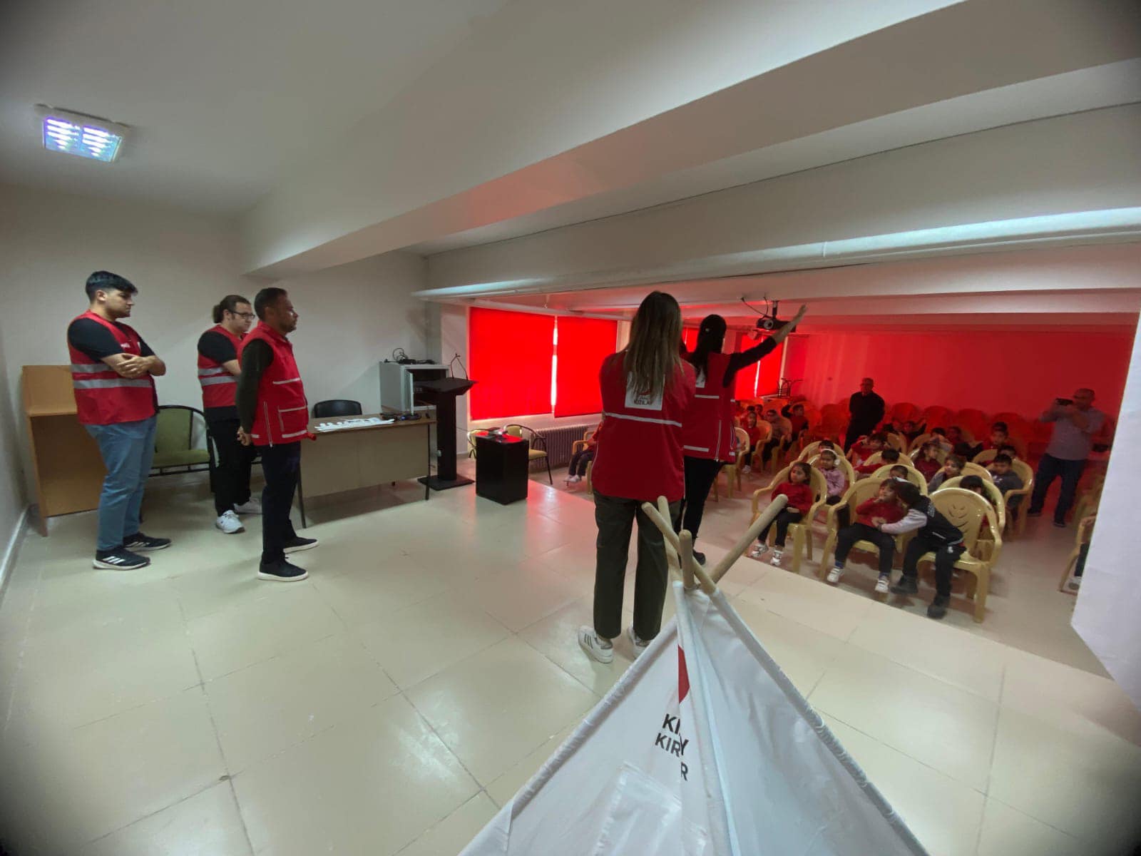 573083072 833600042651368 2996893796174800978 N