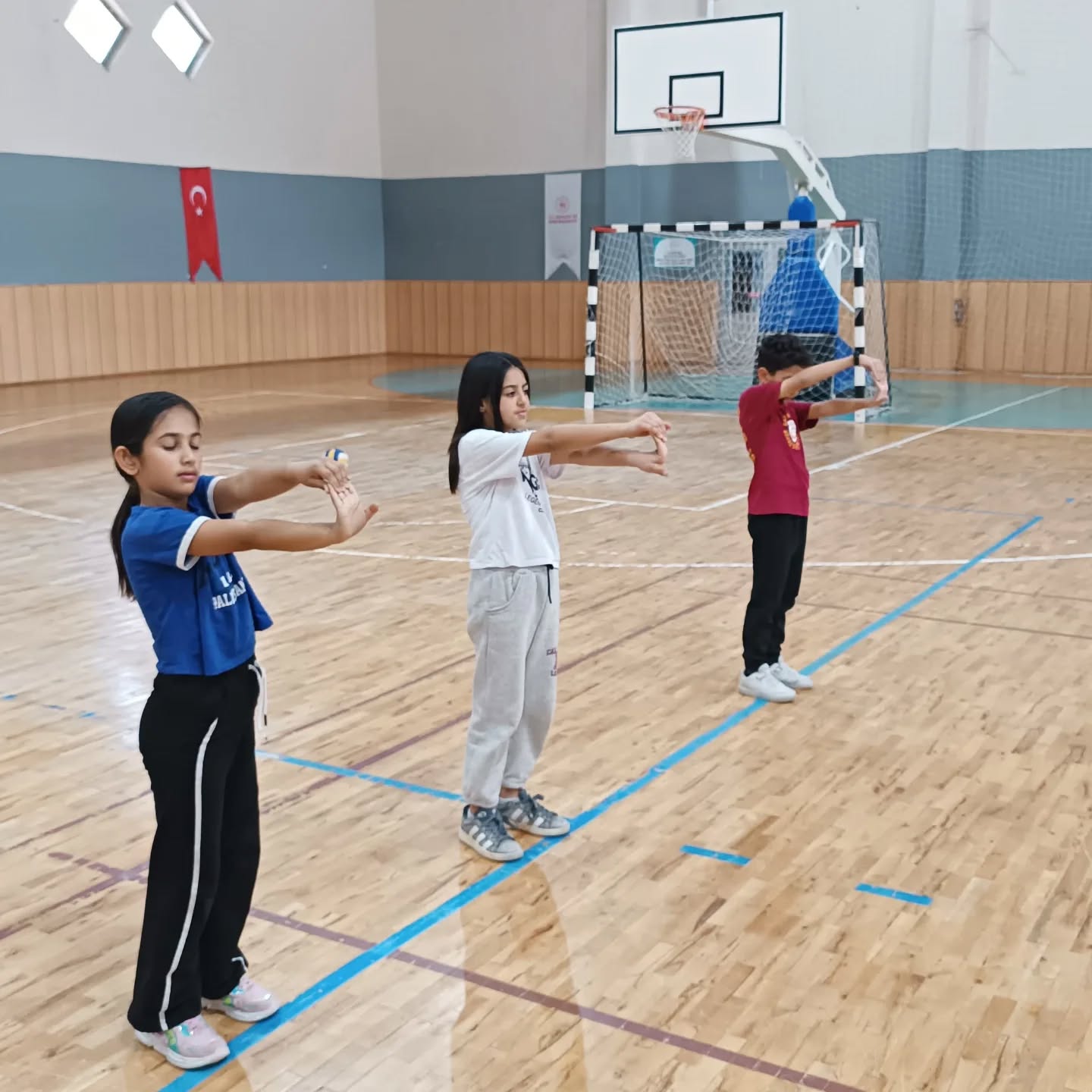 573284786 18333969379231791 1880237410299419699 N