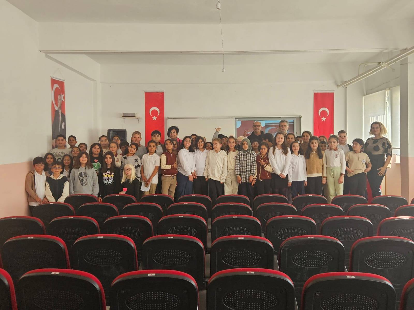 574574096 25343781661883271 1296178711314269483 N