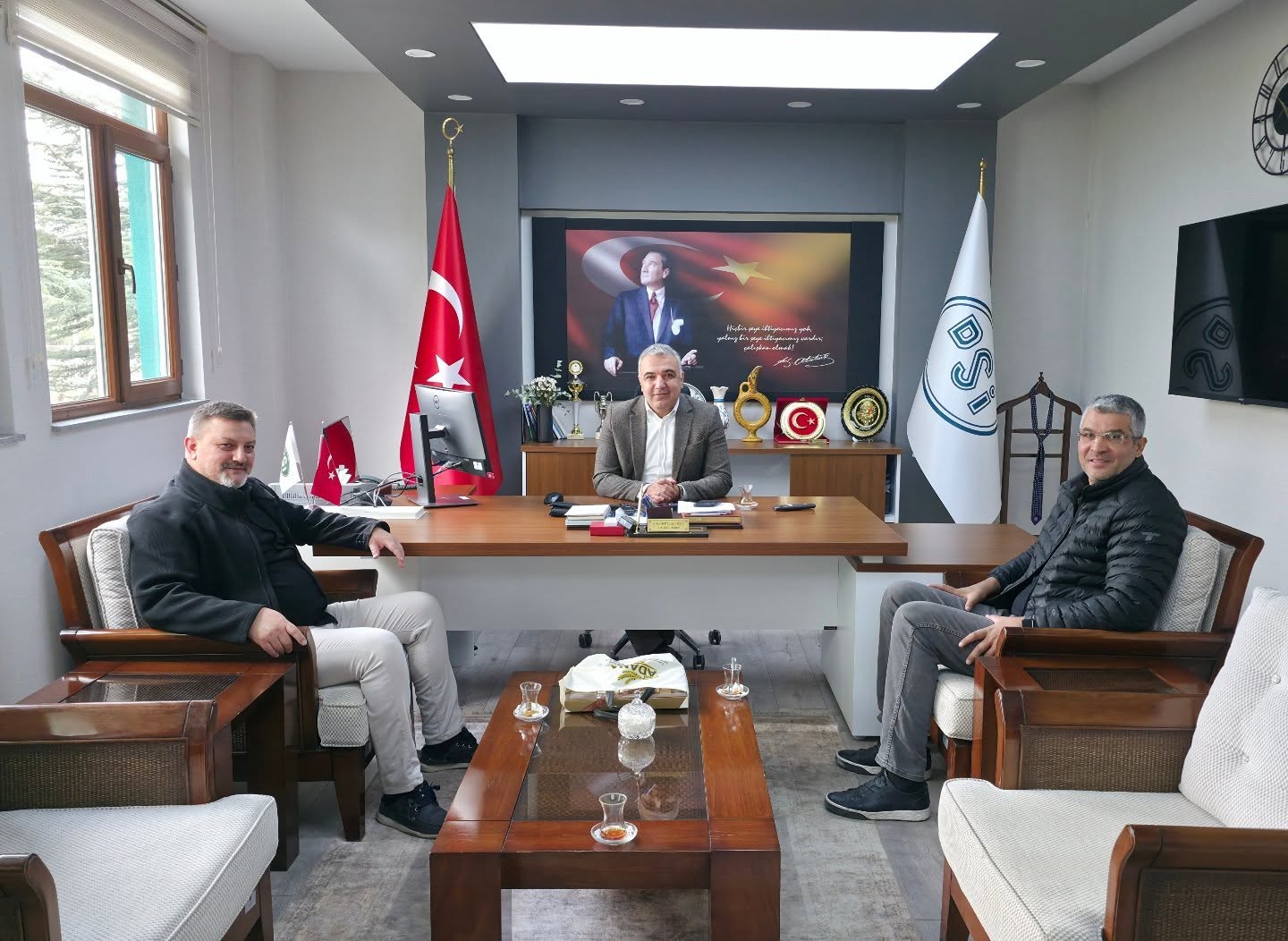 574844281 17930573205108542 3078265607884174503 N