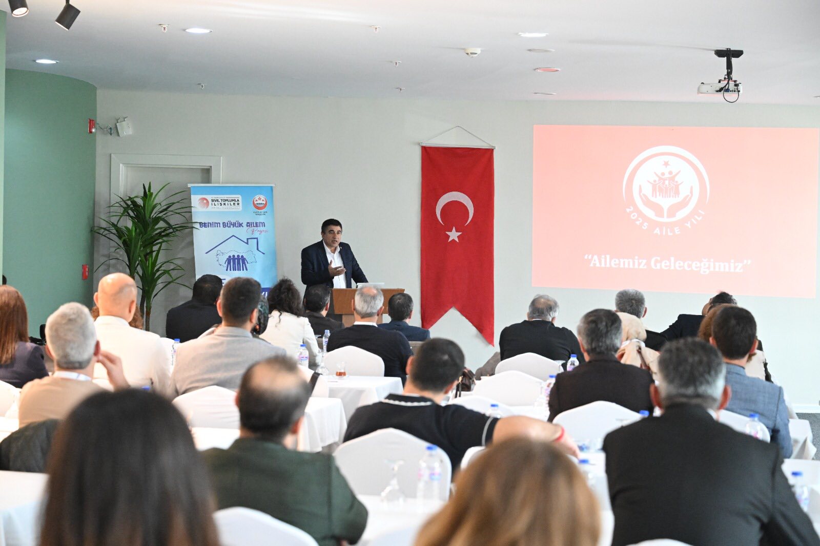 577483976 1891796538354426 6259535950061249940 N