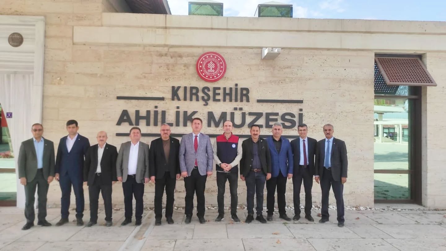 581165201 18210210403311589 6457644289815769955 N