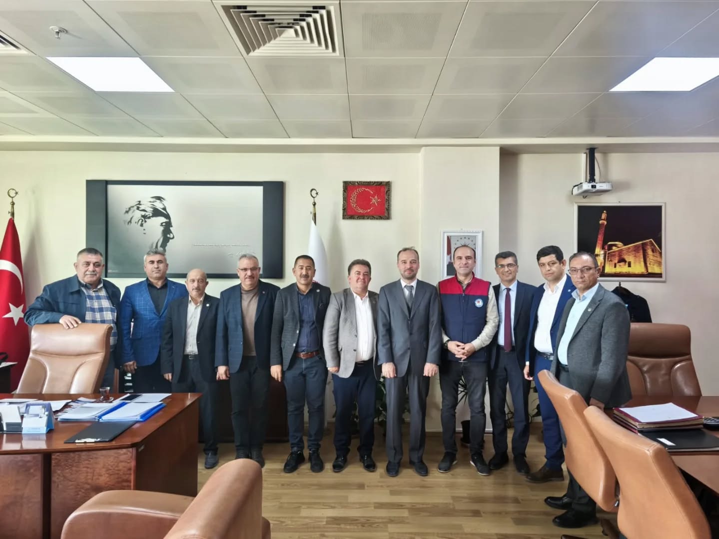 581244285 18210281128311589 3200708632246671731 N