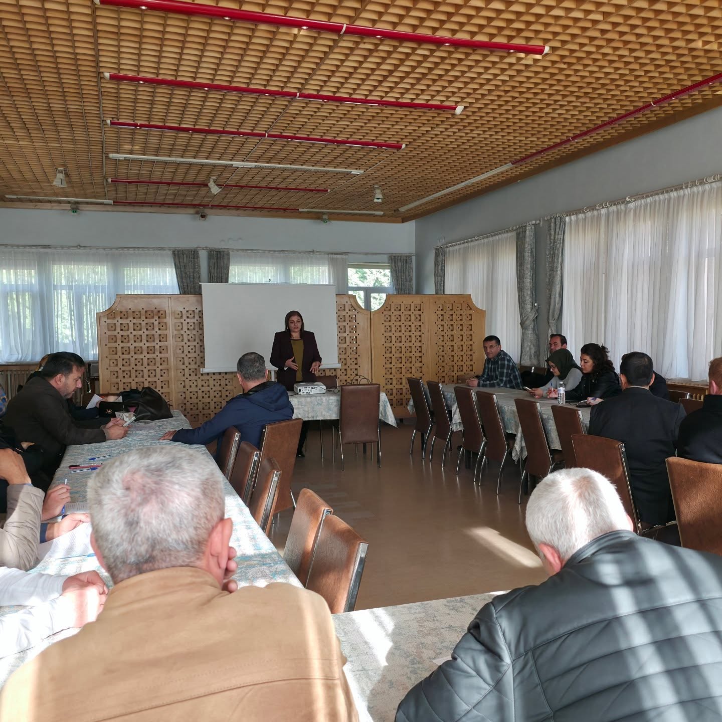 587801900 17932751532108542 7456028640380170156 N