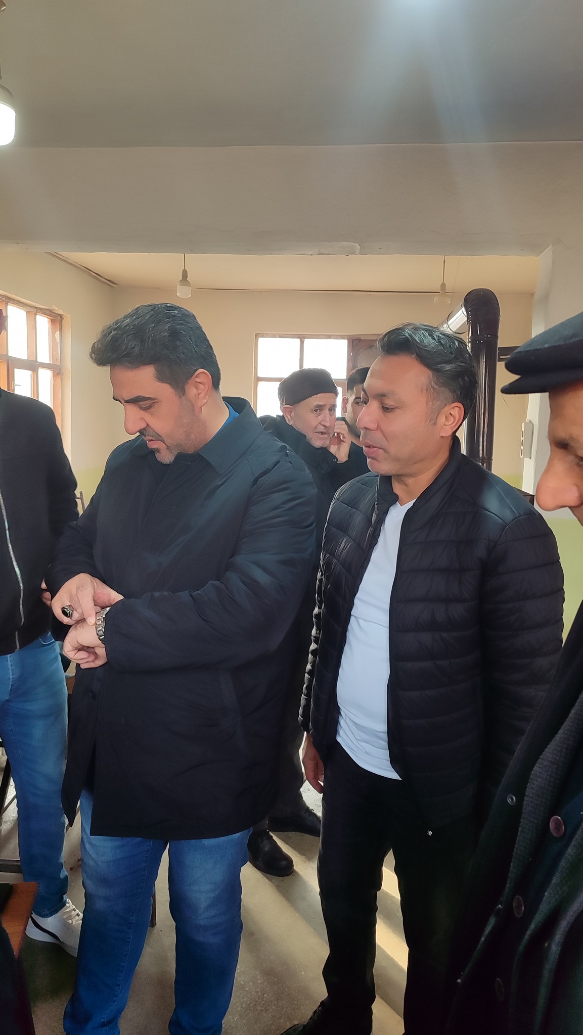 590232979 122242472414083256 1877553142683478455 N