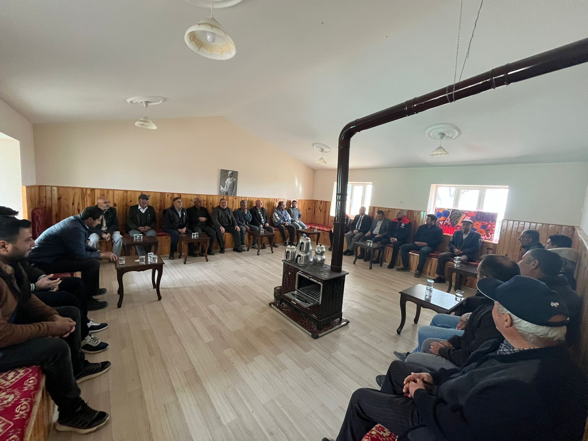 592486042 852498847254880 5680549459139128920 N