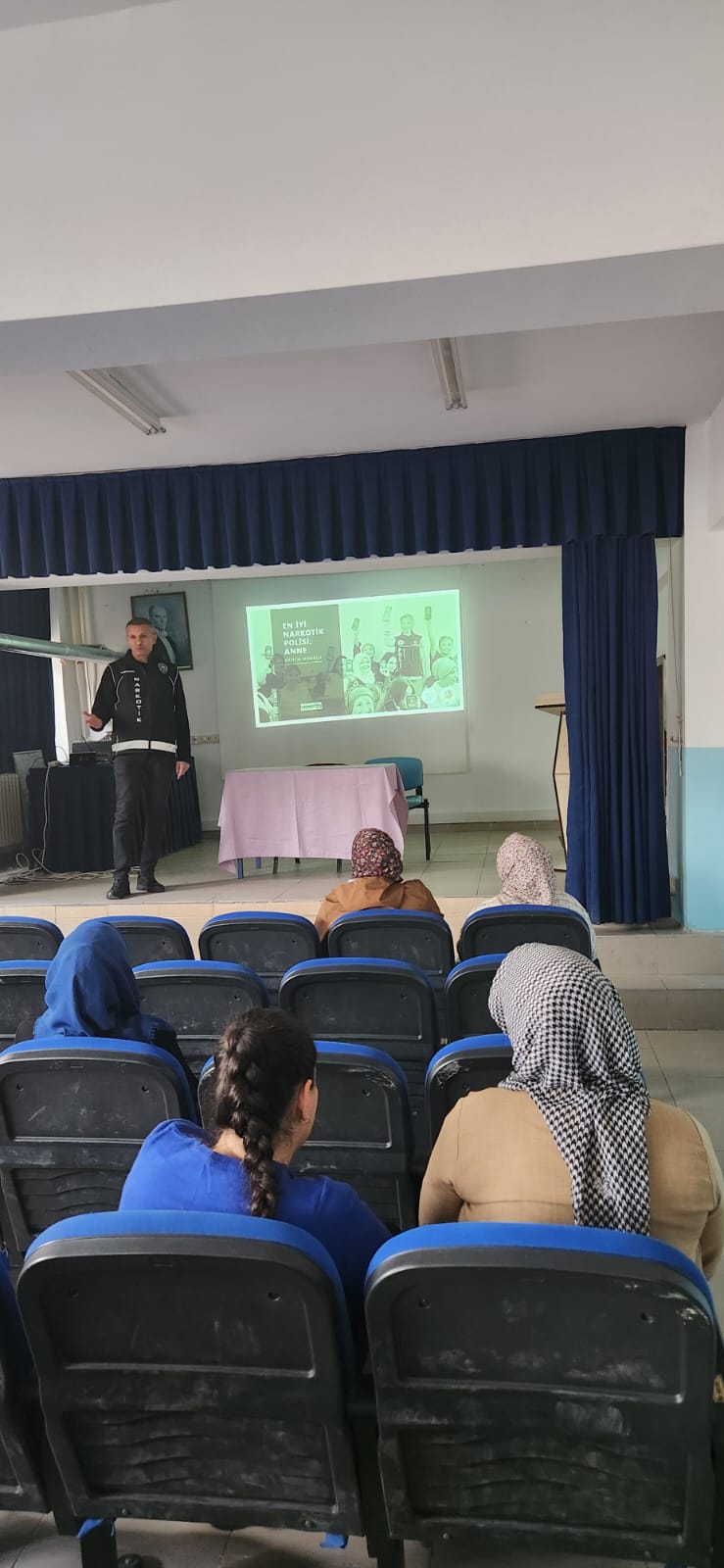 9D503Ffe Bad5 453F A9A5 9C5Eb33E4Fa4