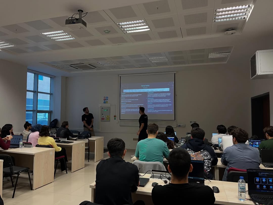 Ahi Evran Üniversitesi Siber Güvenlik Topluluğu Olarak Düzenlediğimiz Web Güvenliği Eğitimi, Kat (2)