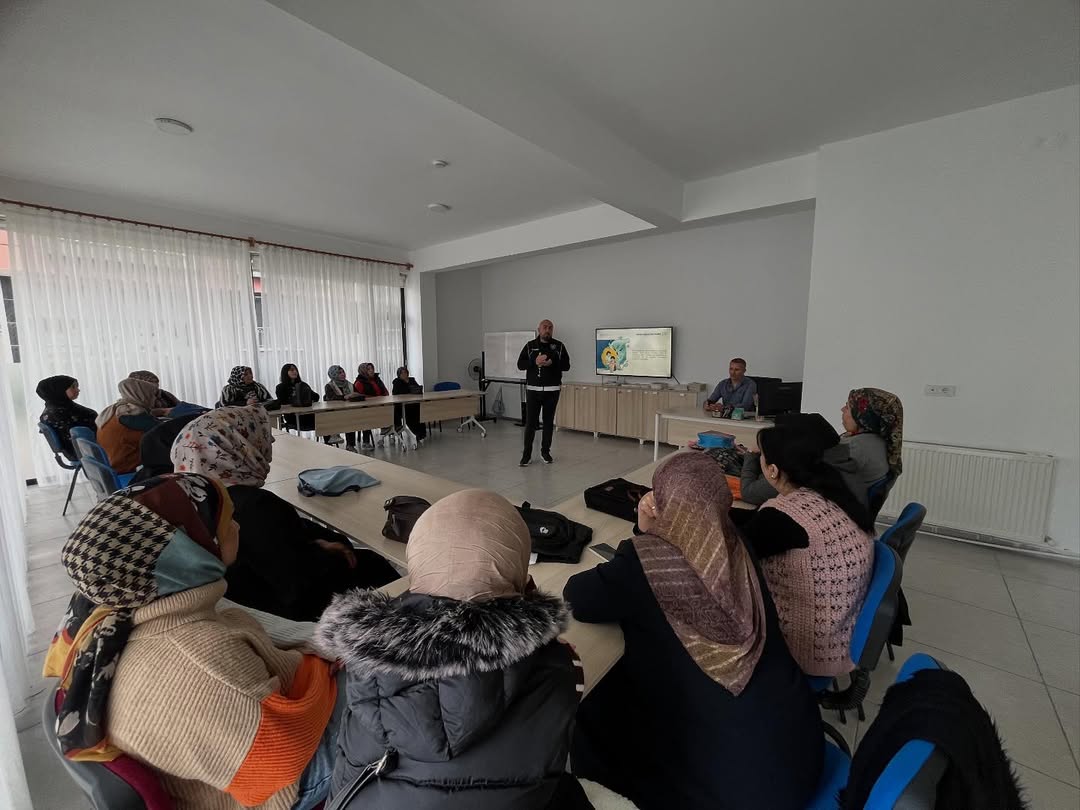 Aile Destek Merkezi Kursiyerlerimize İl Emniyet Müdürlüğünden Gelen Polis Memurları Tarafından “ (1)