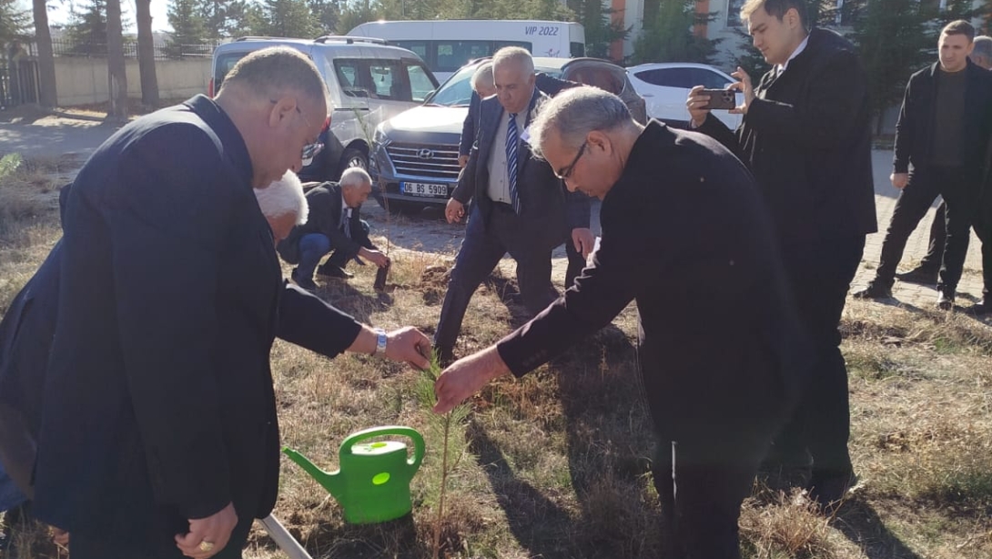 Akçakent’te Atatürk’ü Anma Ve Fidanlarla Yeşeren Gelecek2