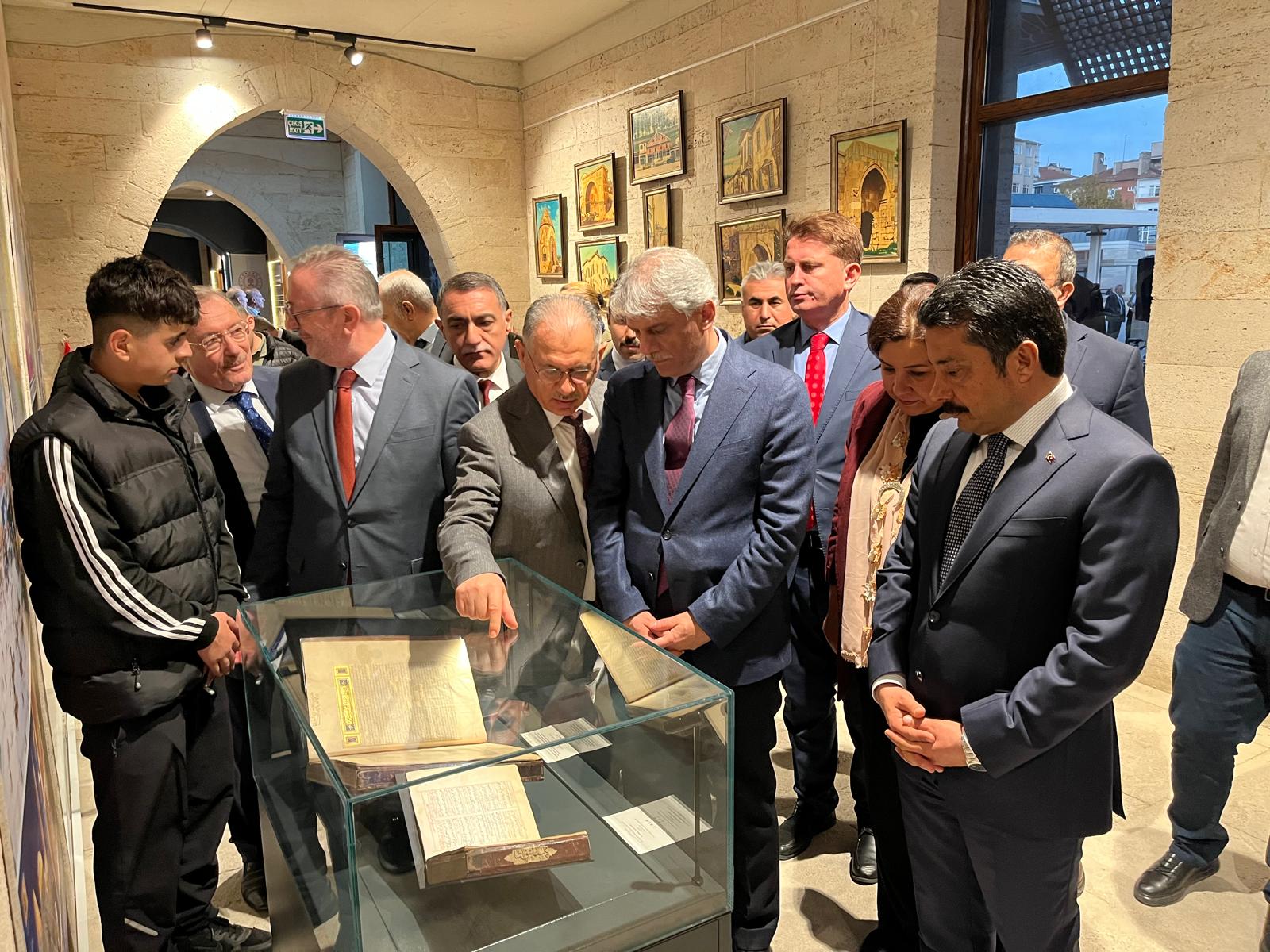 Âşık Paşa’nın Asırlık Mirası Kırşehir’de Ilk Kez Sergileniyor (24)