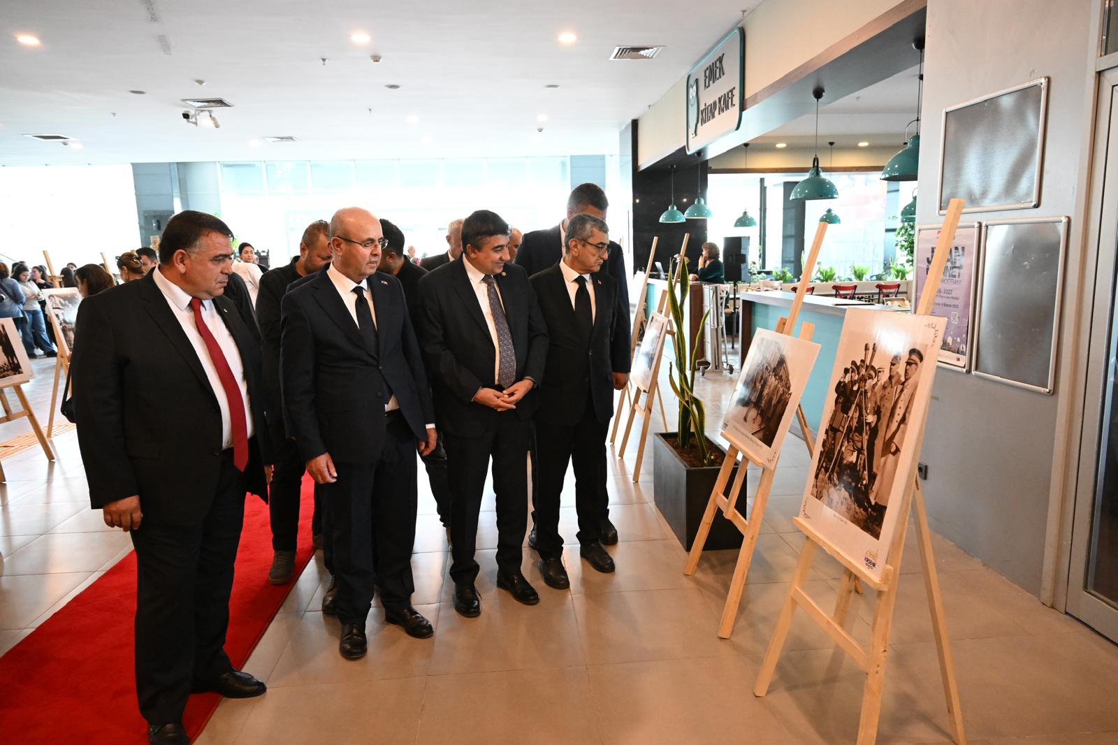 ‘Atamızın İzinde’ Fotoğraf Sergisi Açıldı (4)