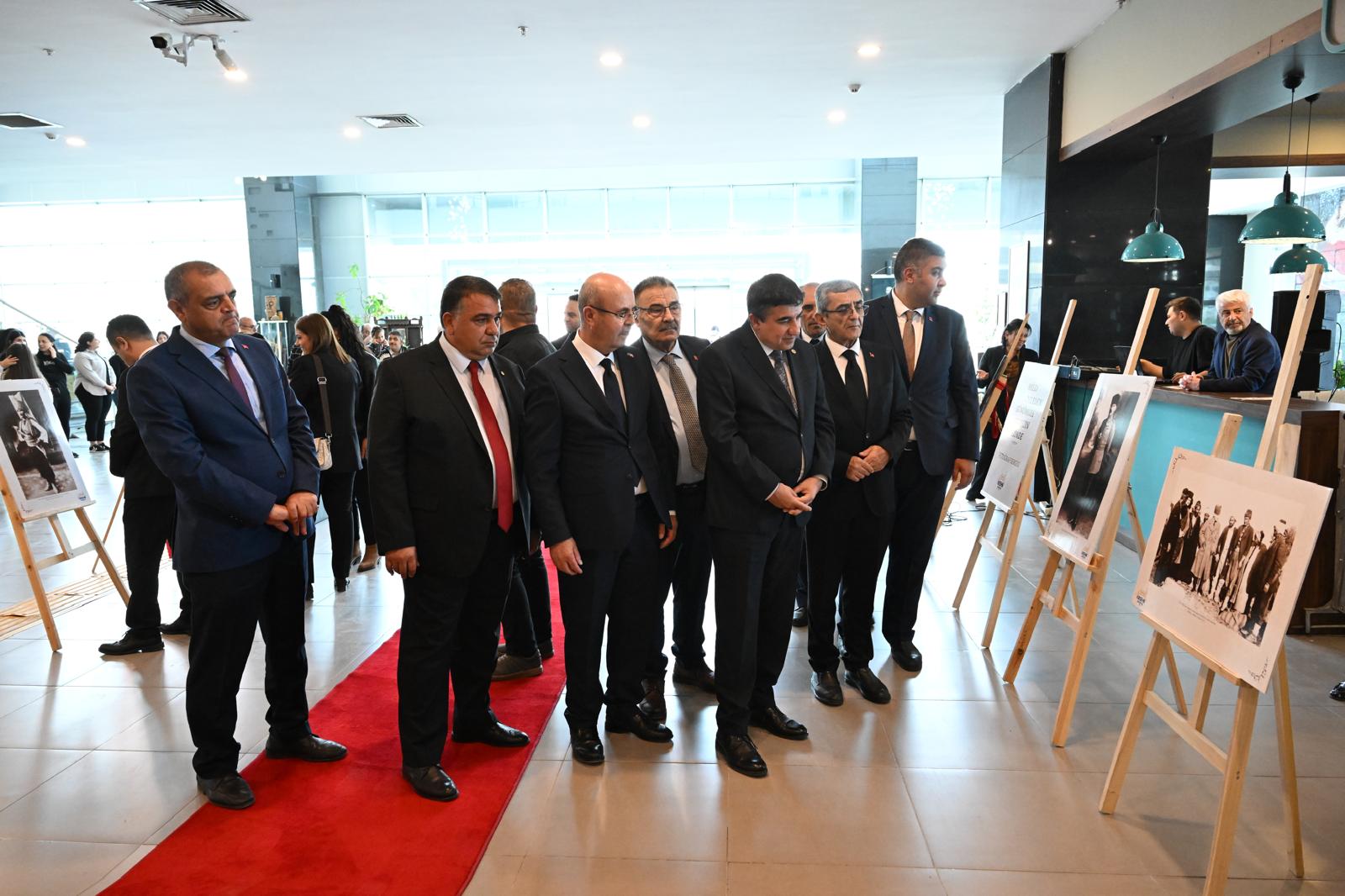 ‘Atamızın İzinde’ Fotoğraf Sergisi Açıldı (6)