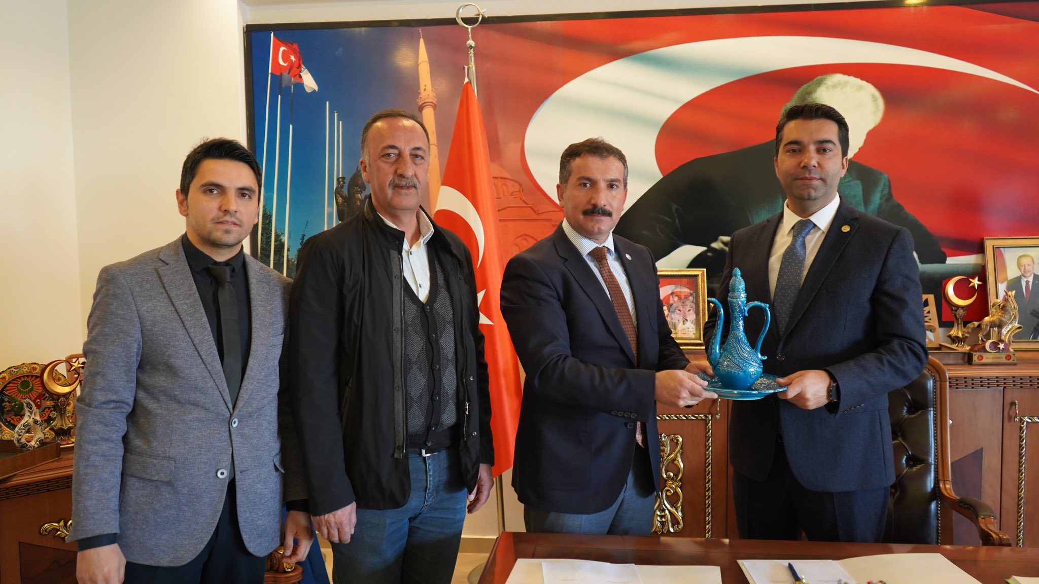 Belediye Çalışanlarının Geleceğini Belirleyen Sözleşme Imzalandı2