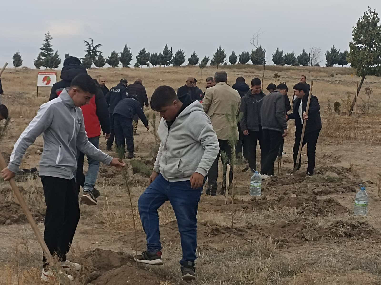 Boztepe’de Yeşil Vatan Için Fidanlar Toprakla Buluştu2