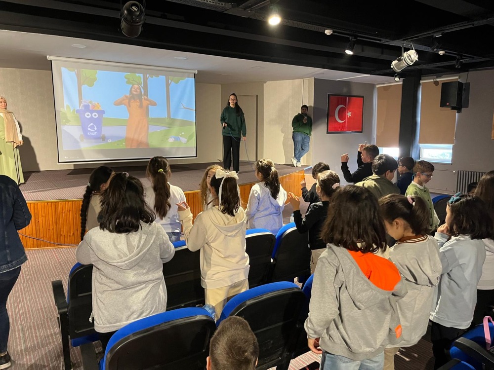 Çevre Bilinci Küçük Kahramanlarla Büyüyor