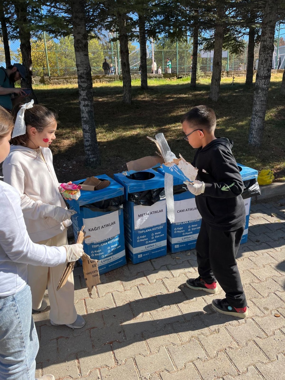 Çevre Bilinci Küçük Kahramanlarla Büyüyor2