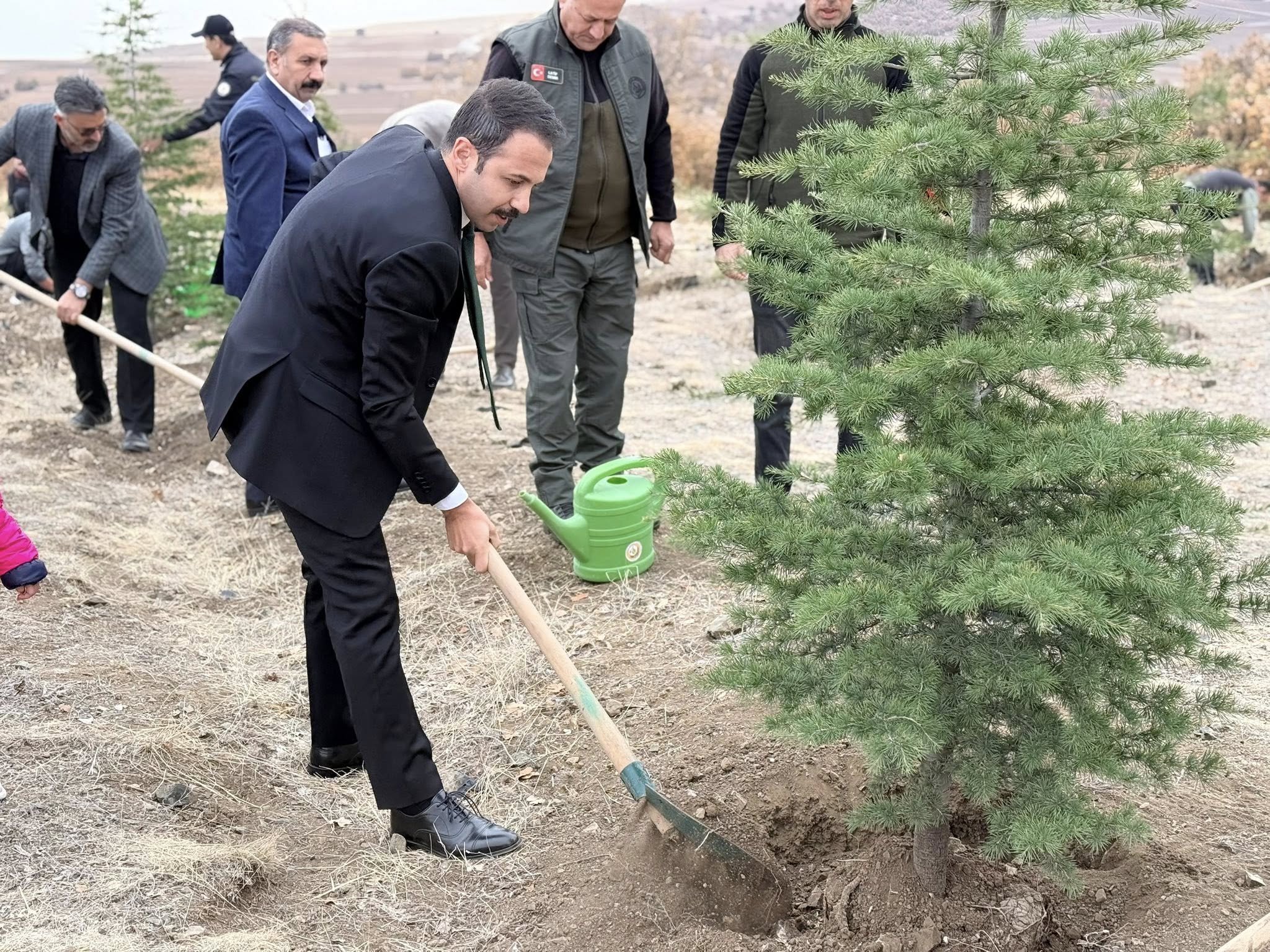 Çiçekdağı’nda ‘Yeşil Vatan’ Için Fidanlar Toprakla Buluştu (1)