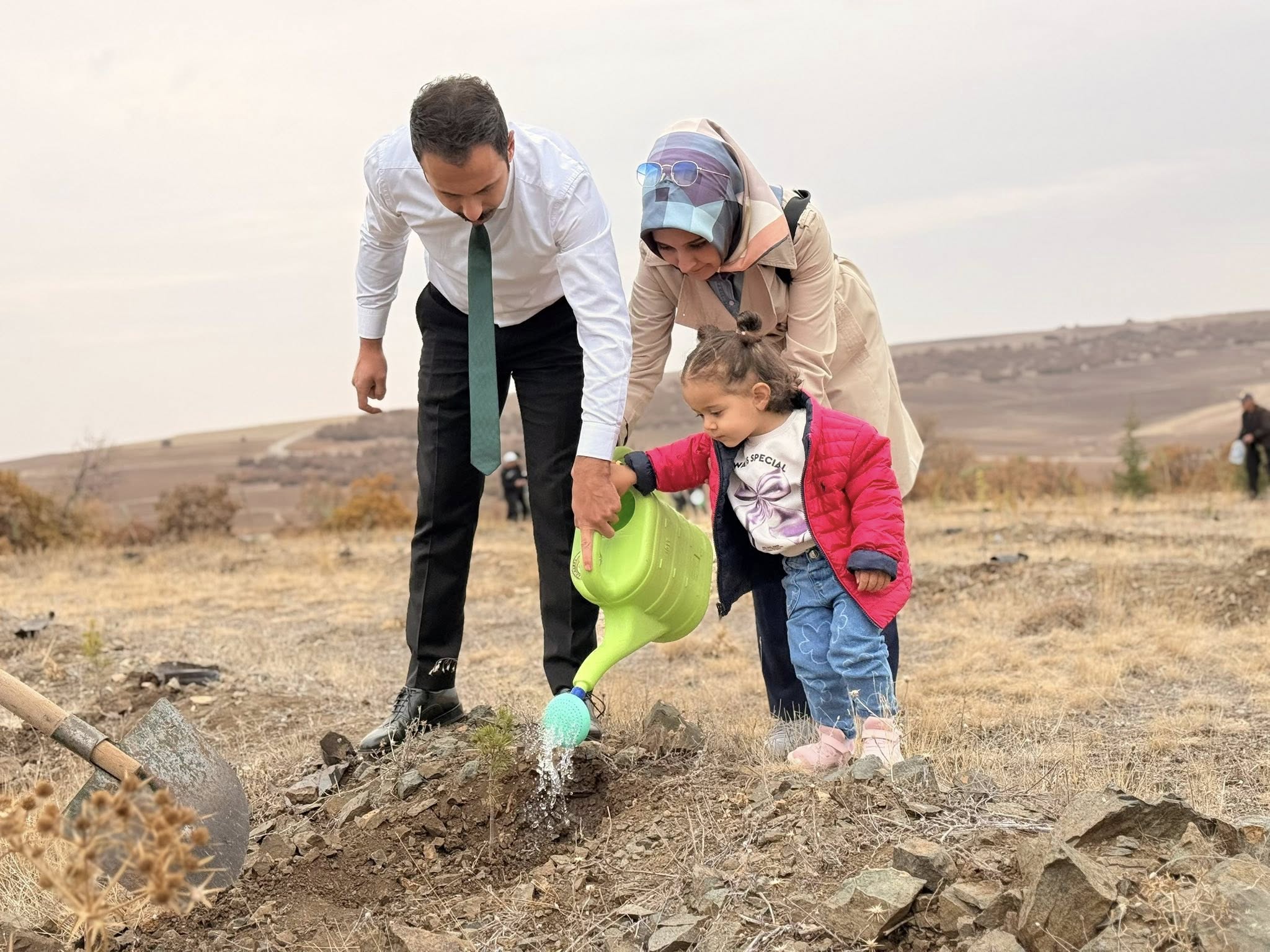 Çiçekdağı’nda ‘Yeşil Vatan’ Için Fidanlar Toprakla Buluştu (3)