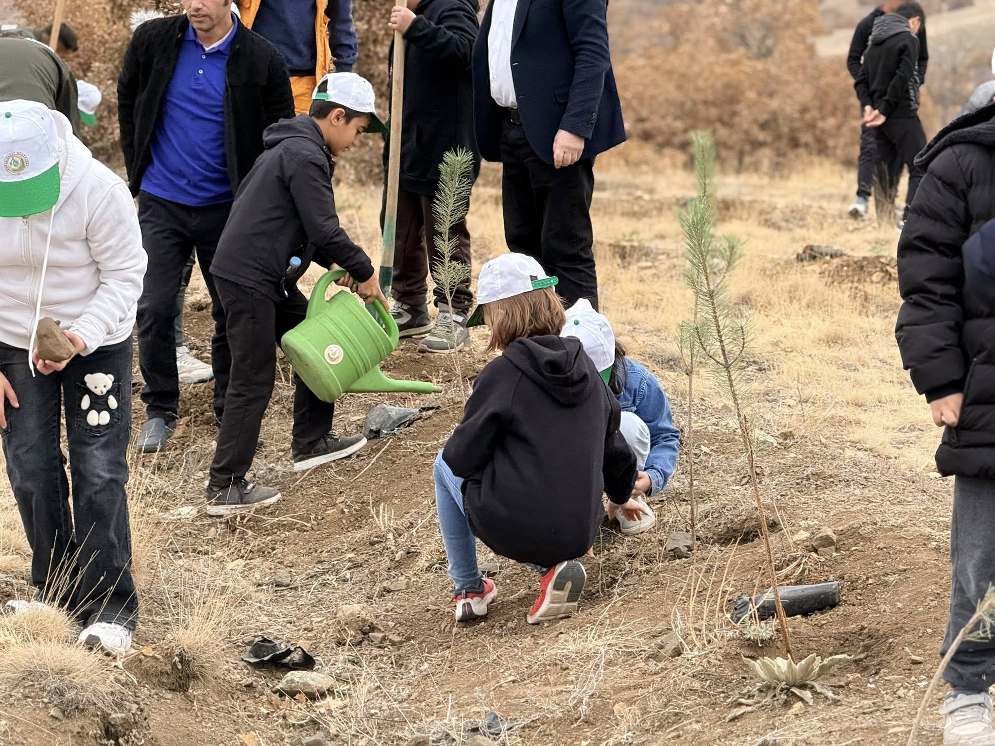 Çiçekdağı’nda ‘Yeşil Vatan’ Için Fidanlar Toprakla Buluştu (4)