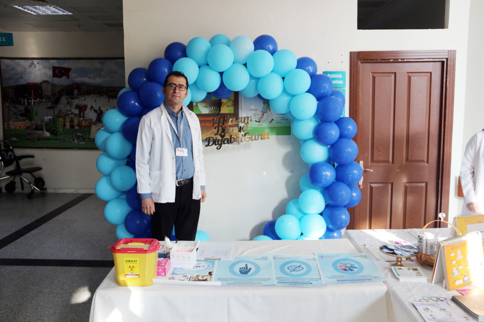 Diyabetle Mücadele Için Gün Boyu Bilgilendirme Yapıldı (6)