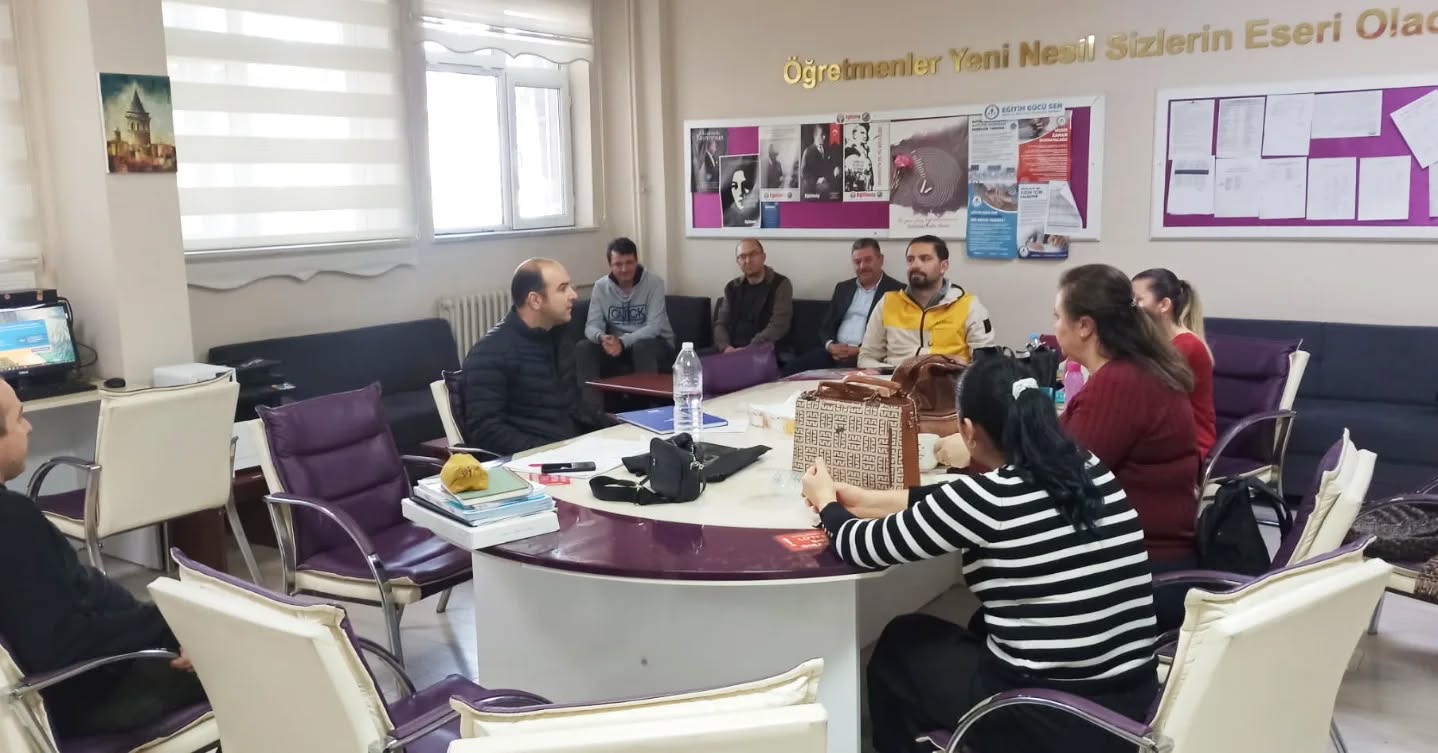 Eğitim Bir Sen Akpınar'da Öğretmenlerle Buluştu 3