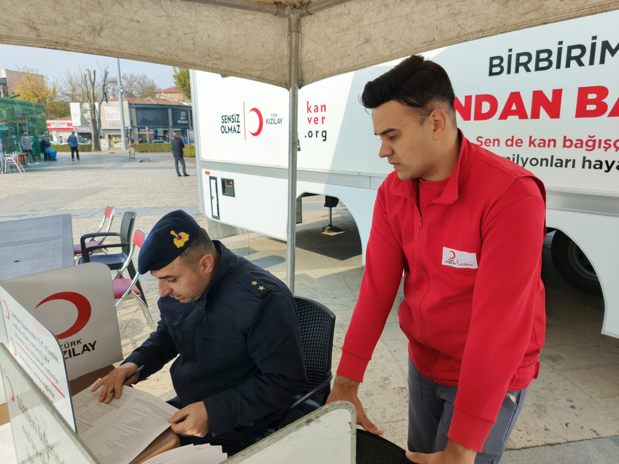 Faa29439 3Af8 4437 9F4C 139F6704Bcb4