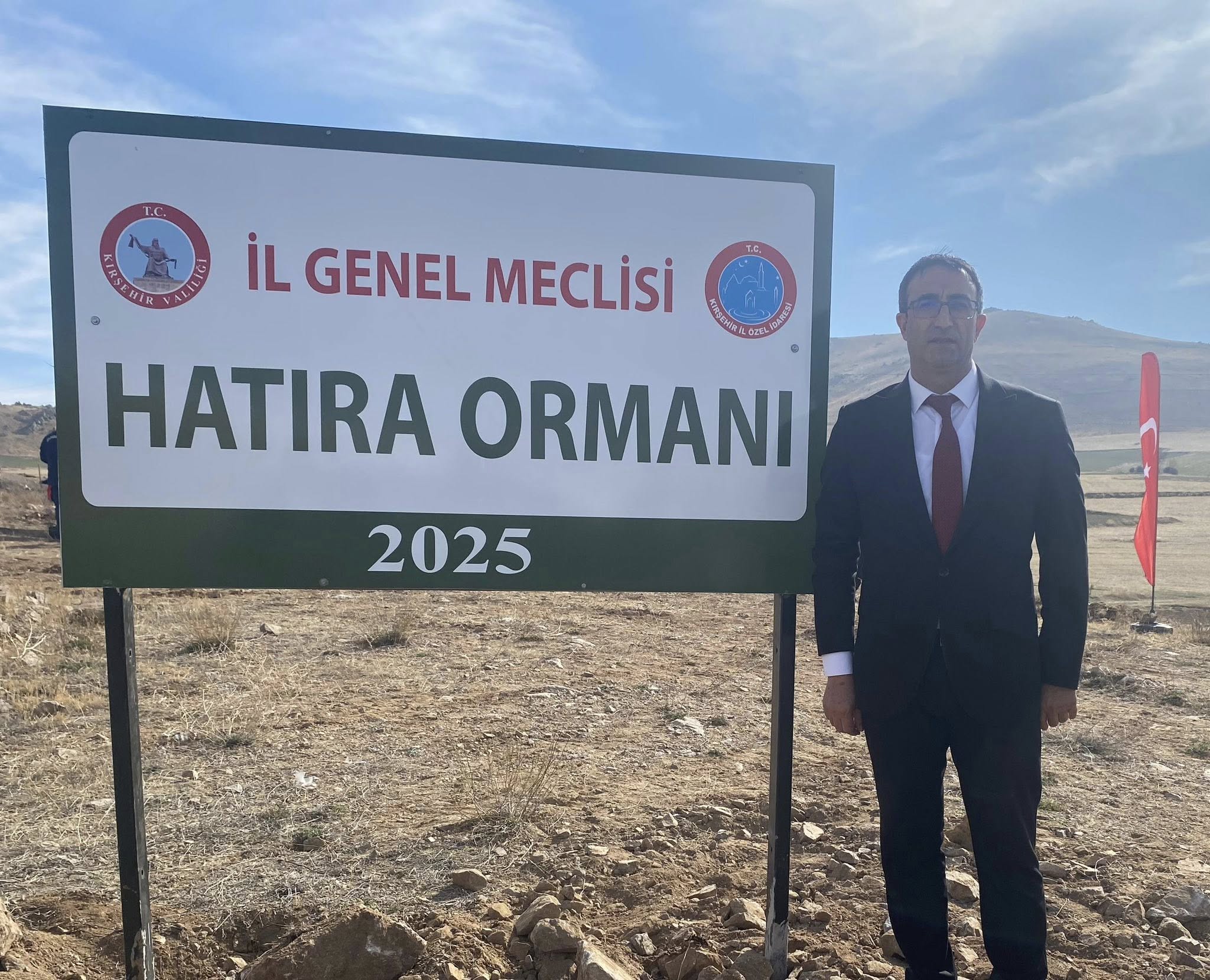 Hatıra Ormanında Fidanlar Toprakla Buluştu2