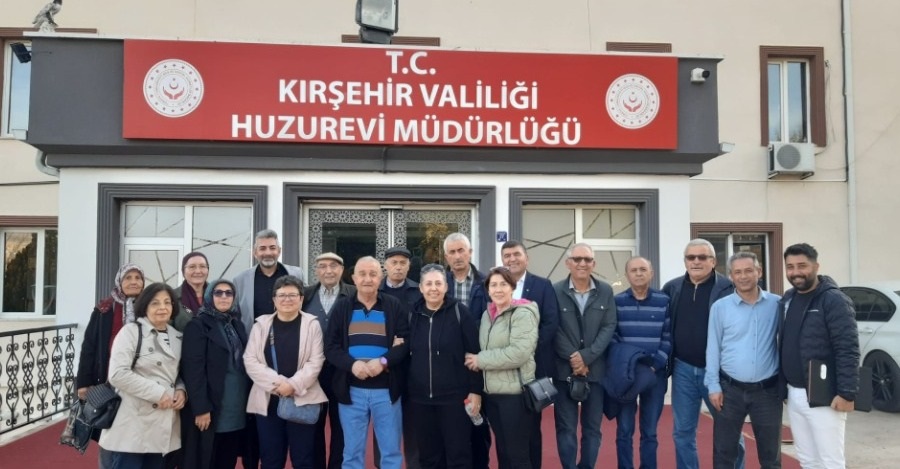 Huzurevinde Moral Ve Motivasyon Dolu Buluşma