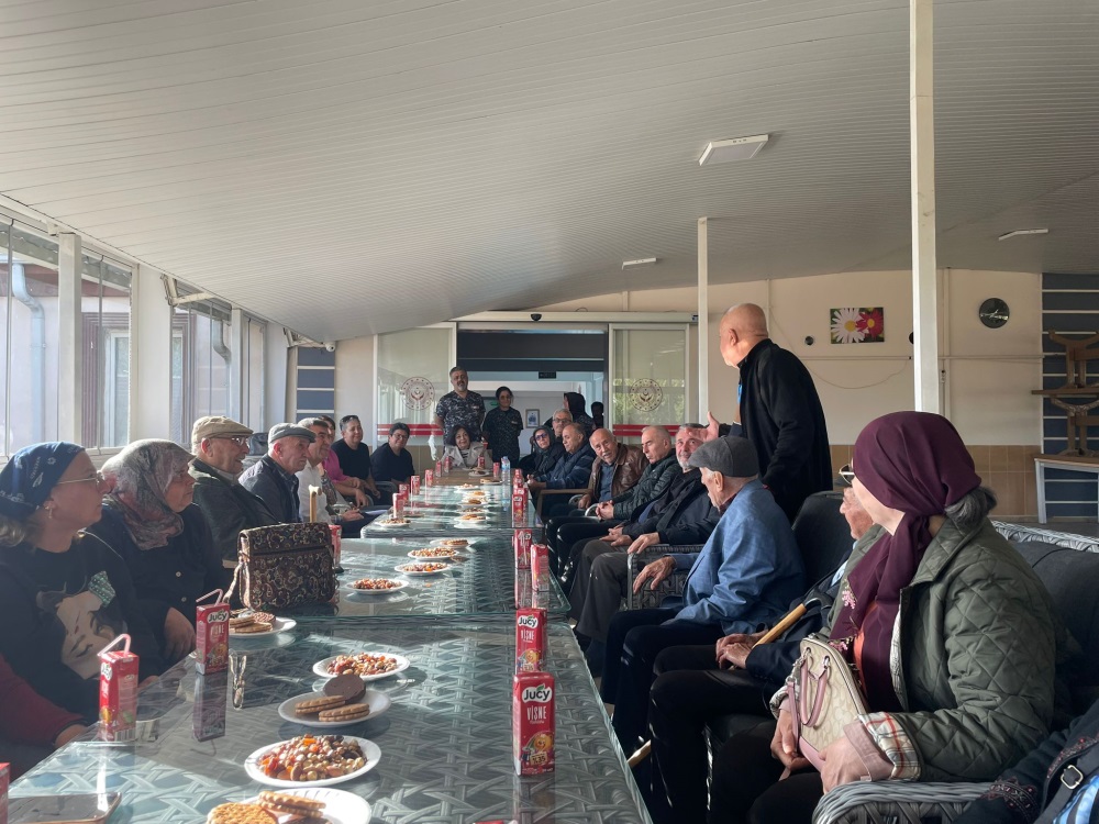 Huzurevinde Moral Ve Motivasyon Dolu Buluşma1