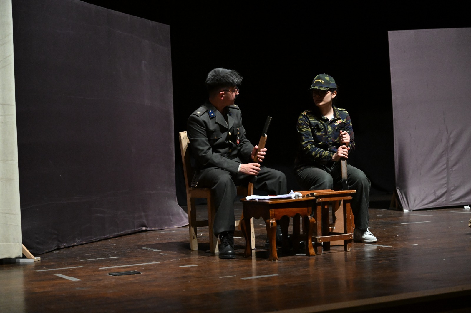 ‘Karanlıktan Aydınlığa’ Çocuk Oyunu Ayakta Alkışlandı (5)