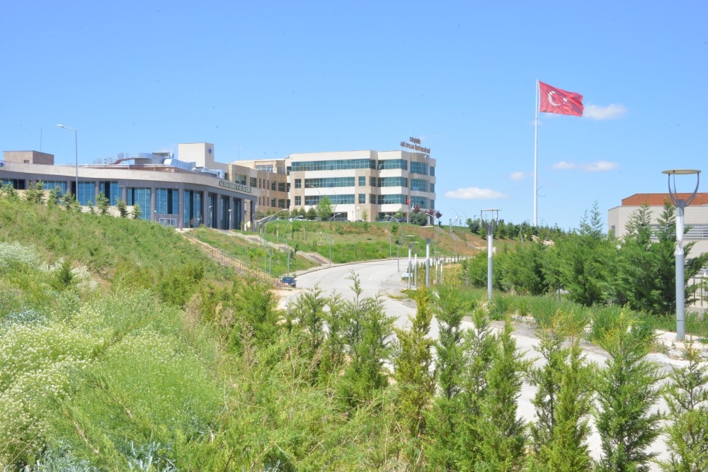 Kırşehir Ahi Evran Üniversitesi’nden 60 Bin Fidanla ‘Yeşil Kampüs’ Hamlesi11