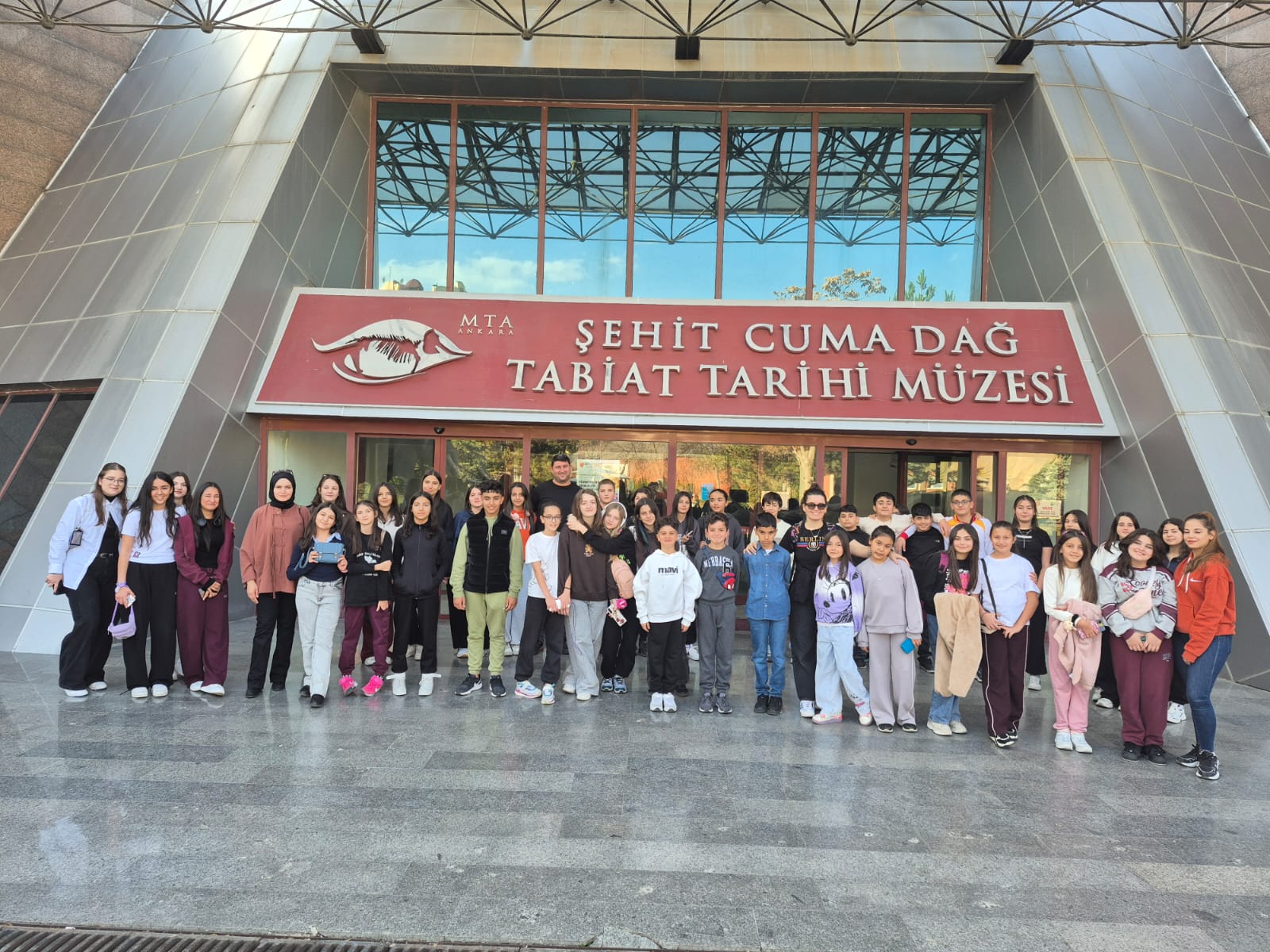 Kırşehir Bil Koleji Atamızı Andı 1