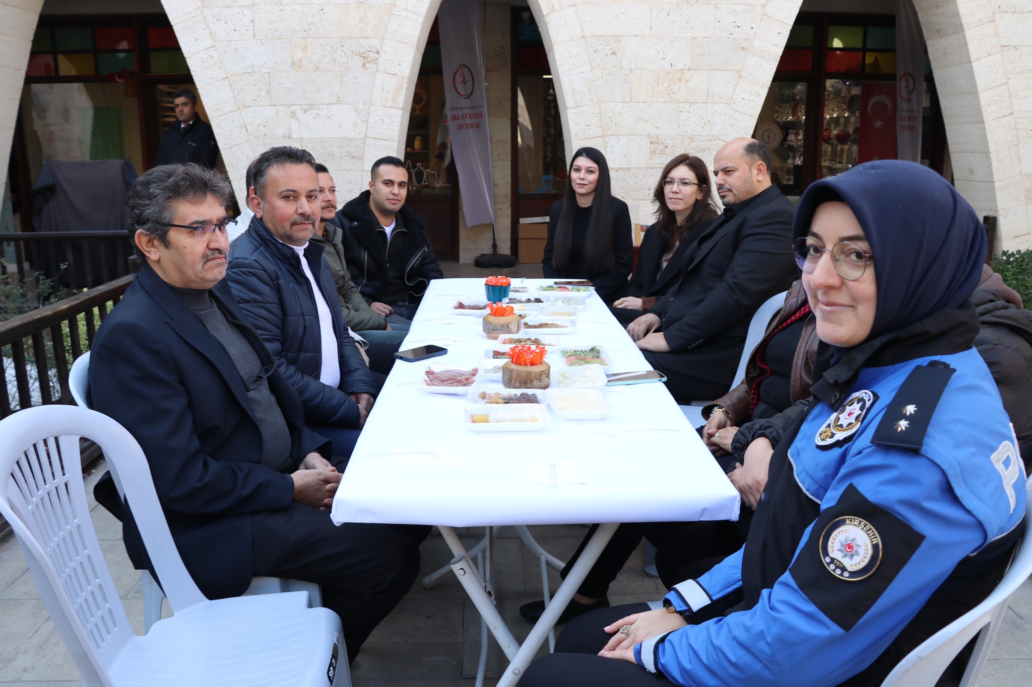 Kırşehir Zanaatkarlar Çarşısı’nda Esnaf Ve Emniyet Buluşması5