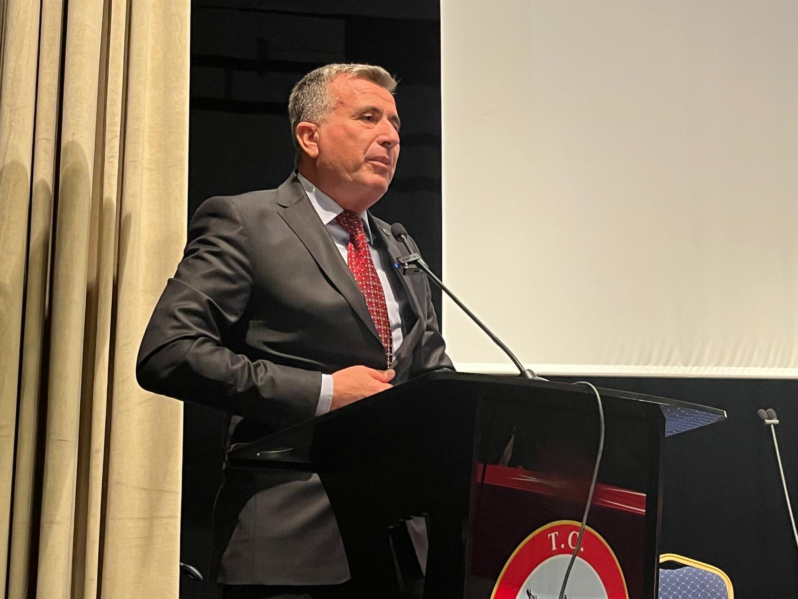 Kırşehir’de Aydınlık Nesillerin Mimarı Öğretmenlerin Günü Kutlandı (12)-1